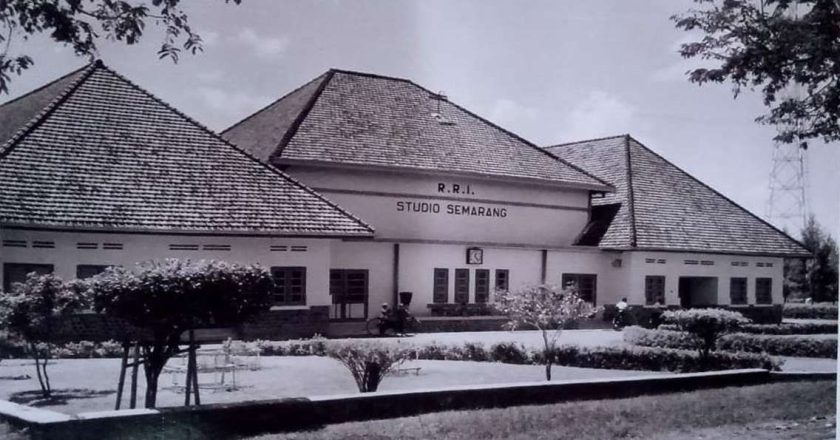 Mengudara Sejenak, Menapaki Jejak Sejarah RRI Semarang