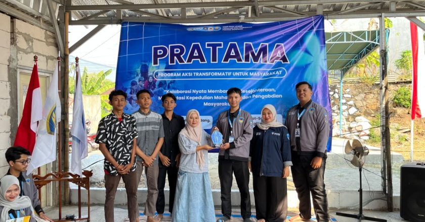 HIMA PGSD UPGRIS Berdayakan Masyarakat RT 04 Kelurahan Tandang